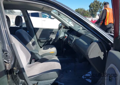 1995 Honda Civic Lx from USA, damaged, VIN JHMEG8659SS019526